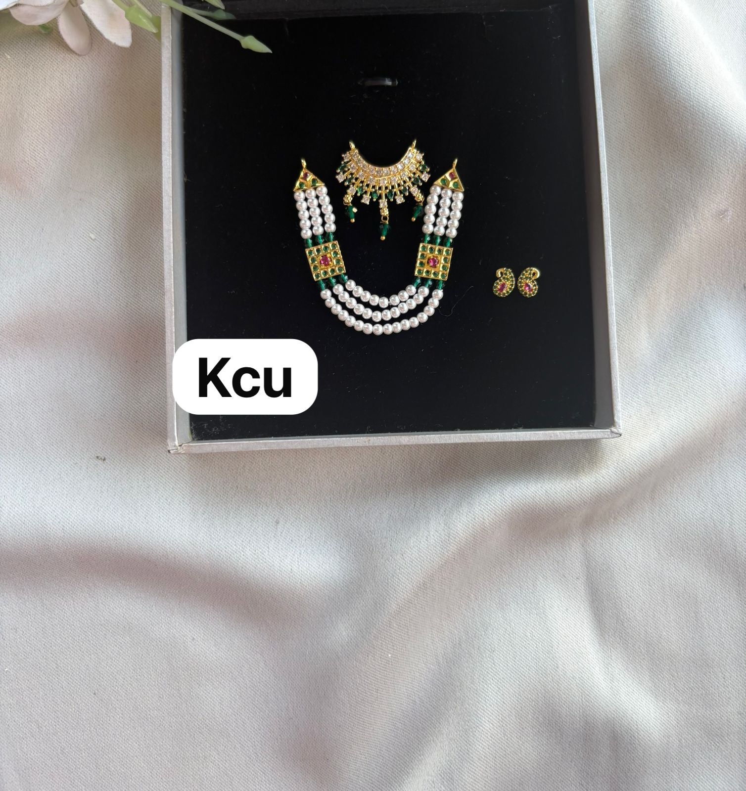 AD Jewellery Set (Size -2/3no) S107