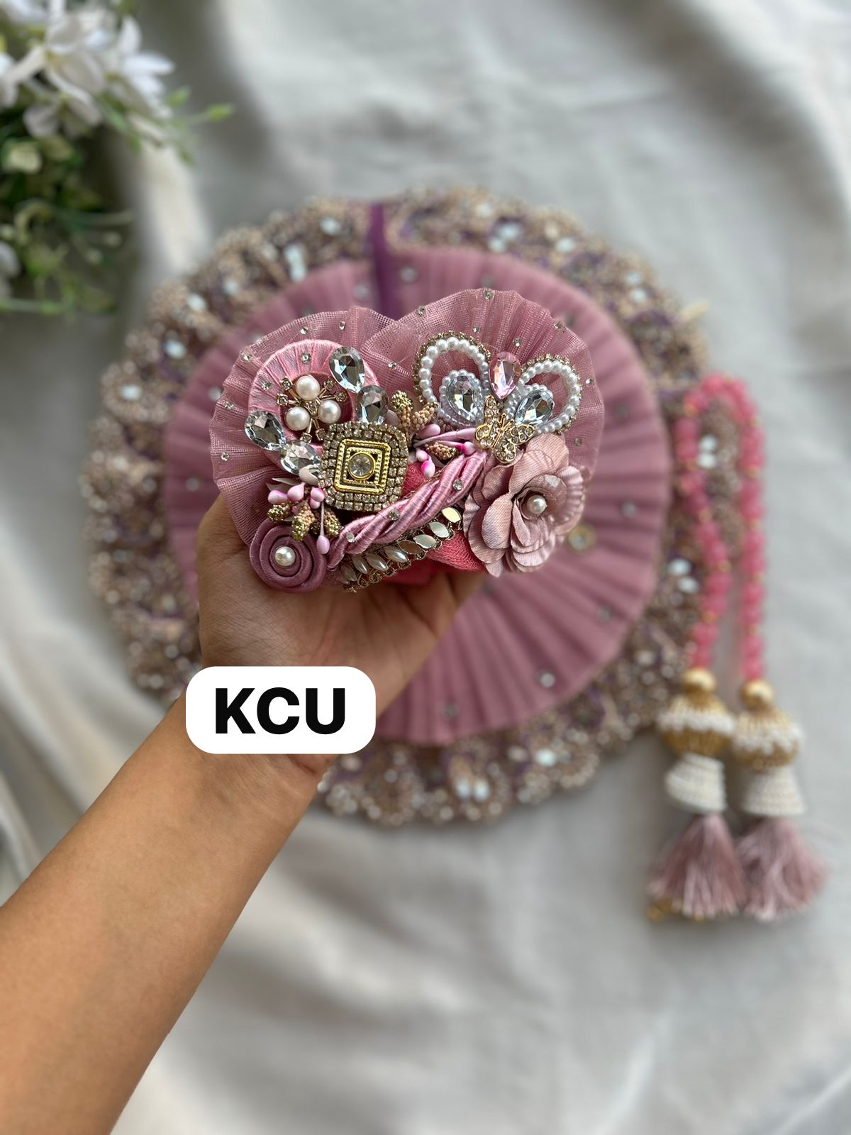 KCU 696