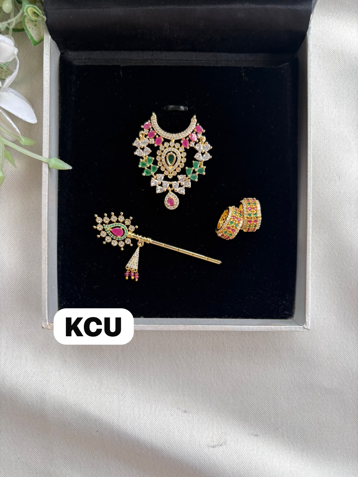 Exclusive AD jewellery set (Size -2/3no) S116