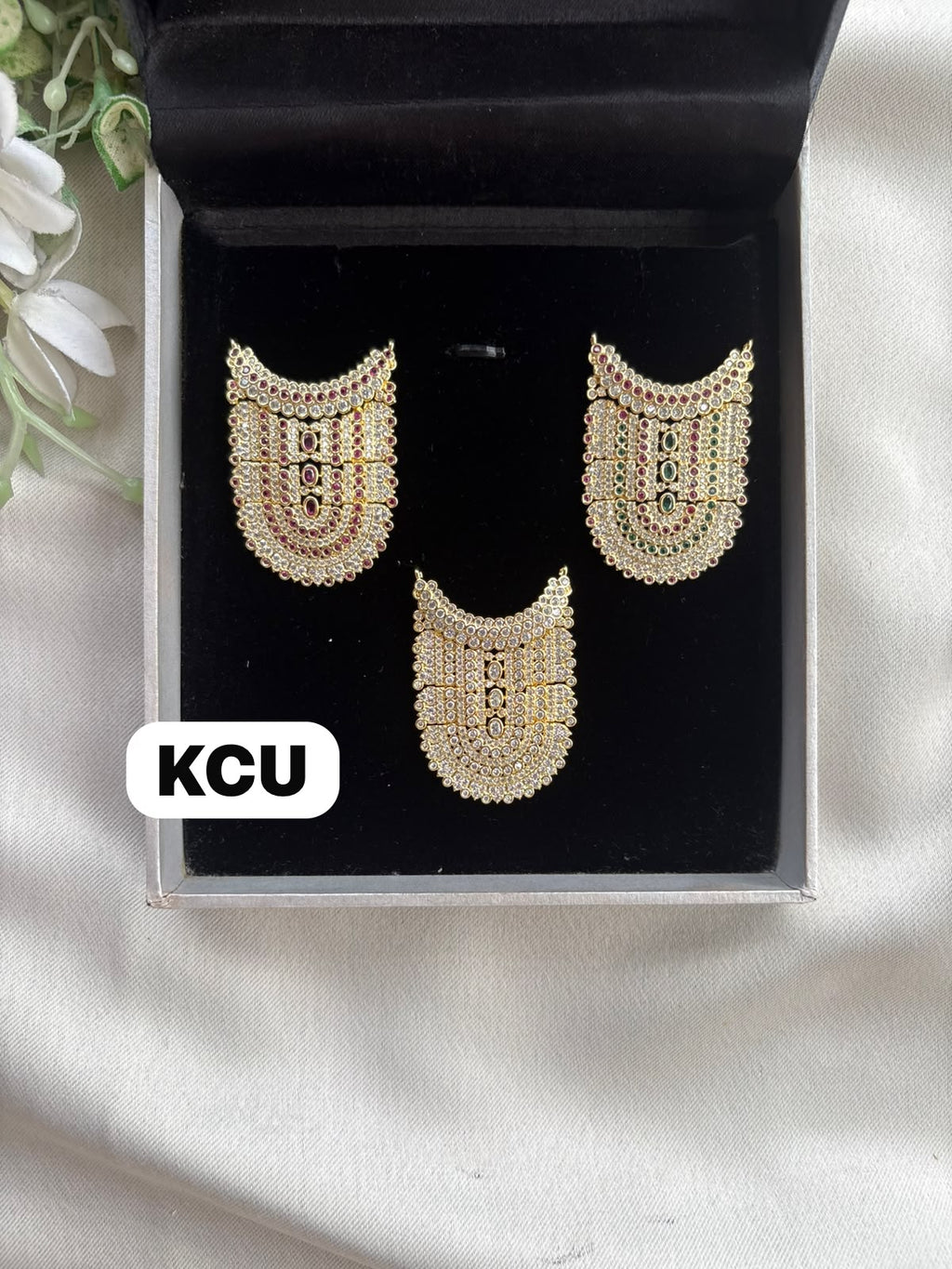 Exclusive  AD jewellery choker (Size -4/5no)C115
