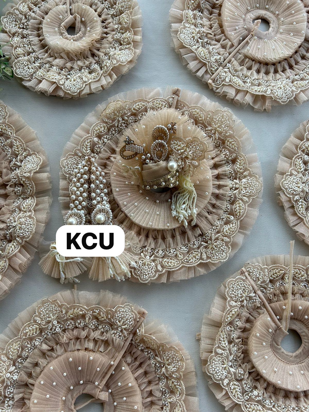 KCU 695